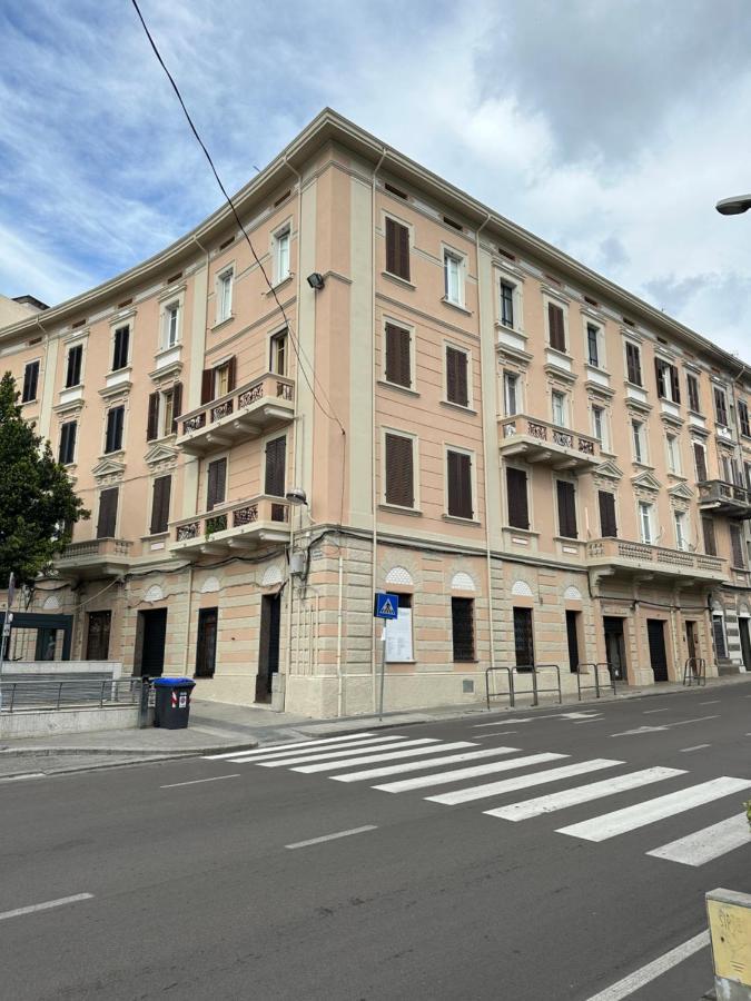 萨萨里Palazzo Pilo住宿加早餐旅馆 外观 照片